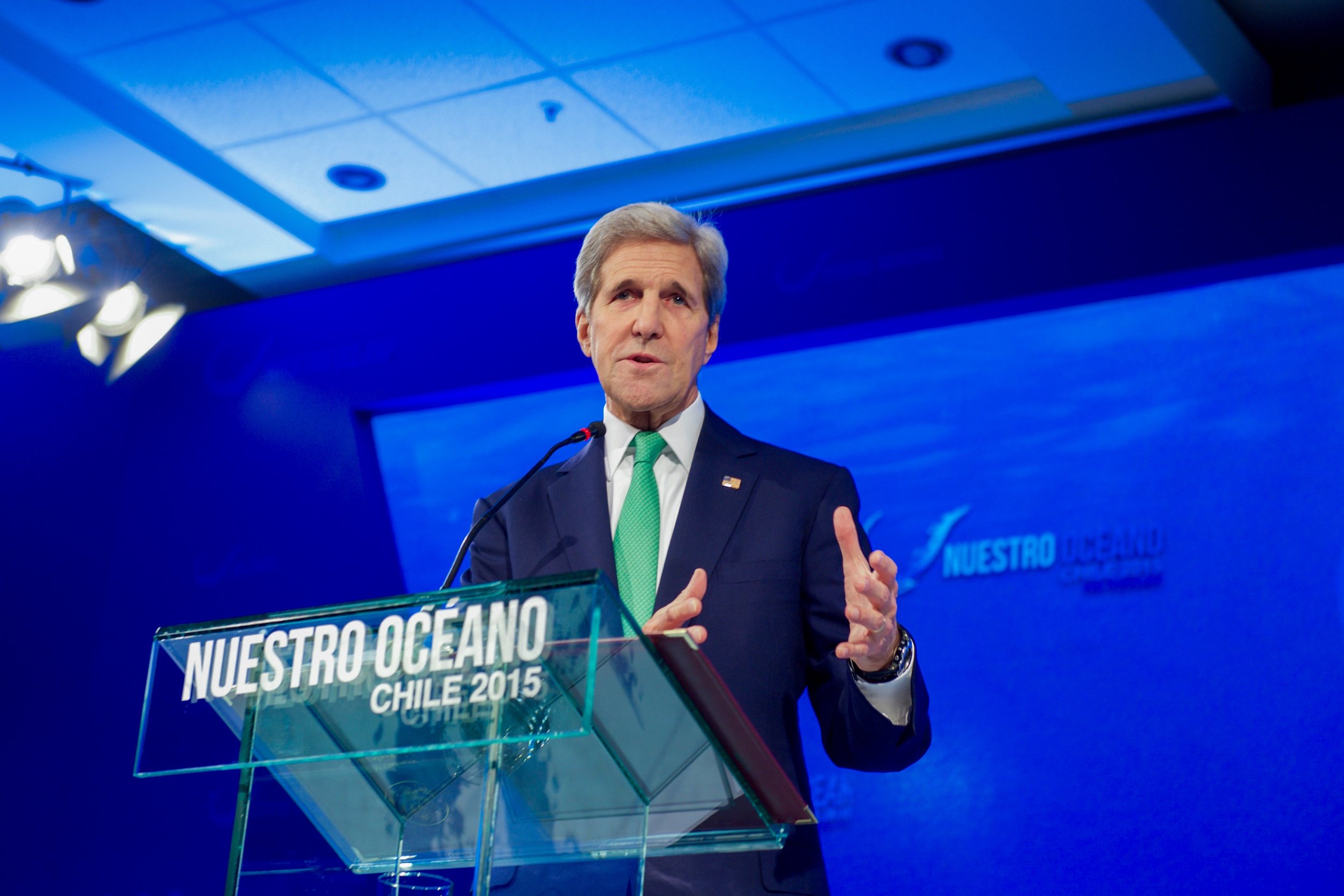  Secretary Kerry addressing the second “Our Ocean” conference in Valparaiso, Chile. 