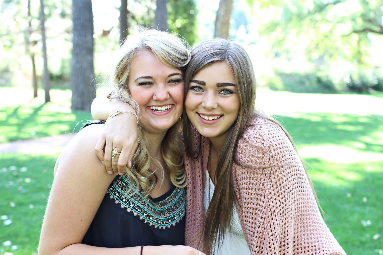 {Bailey & Kayla---BFF Session} Colorado Springs High School Senior Photographer