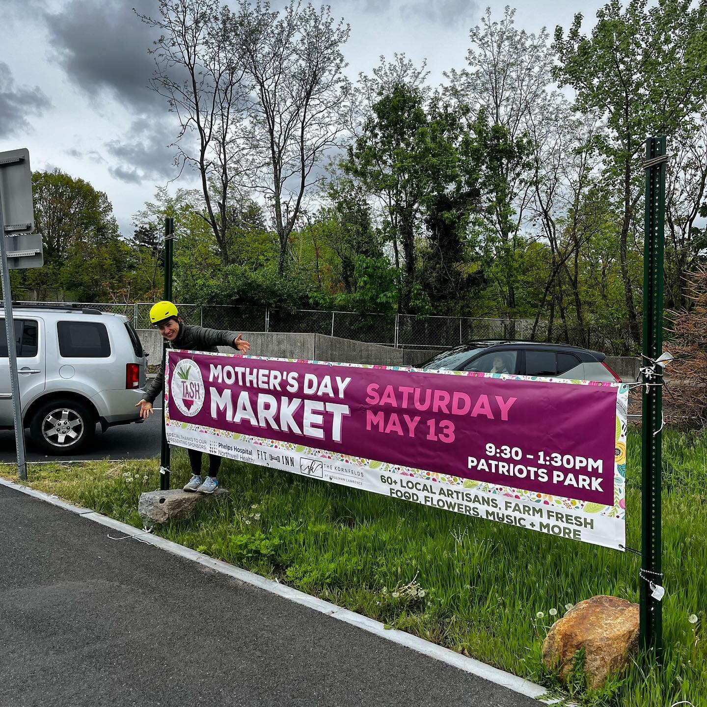 Thanks to TaSH shopper @kikobuff for helping us hang our latest sign! Who better than a fellow Mom to help spread the word about next weekend&rsquo;s Mother&rsquo;s Day market!? We&rsquo;ve got 60+ vendors lined up (a new record) and will be sharing 