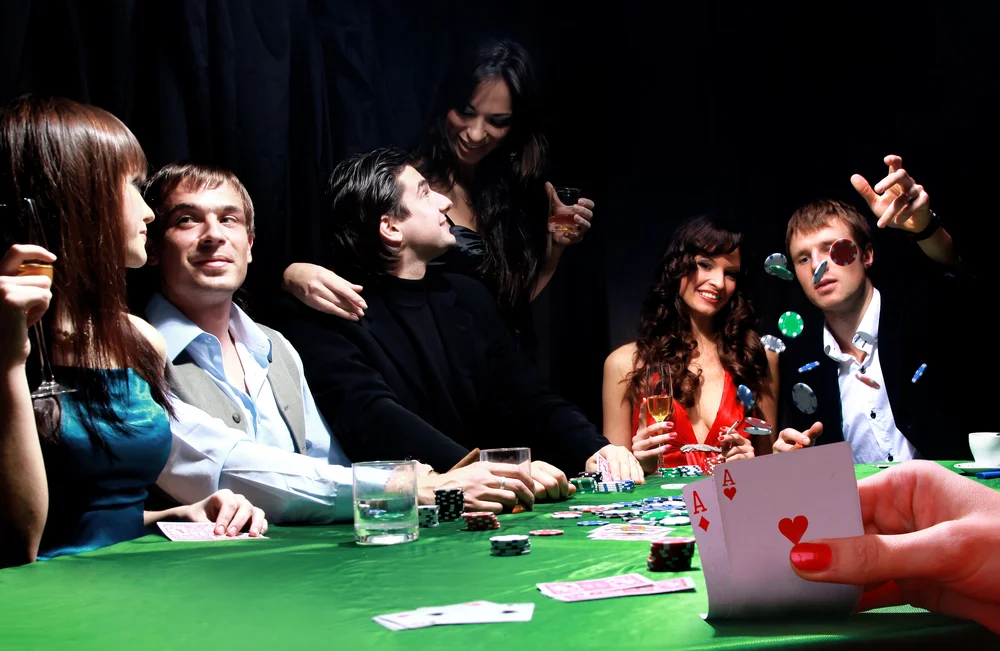 rent a poker table.jpg