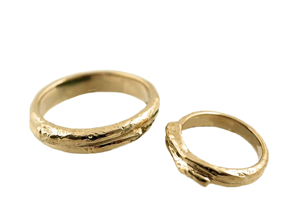 The 14K Yellow Gold Wedding Ring set.