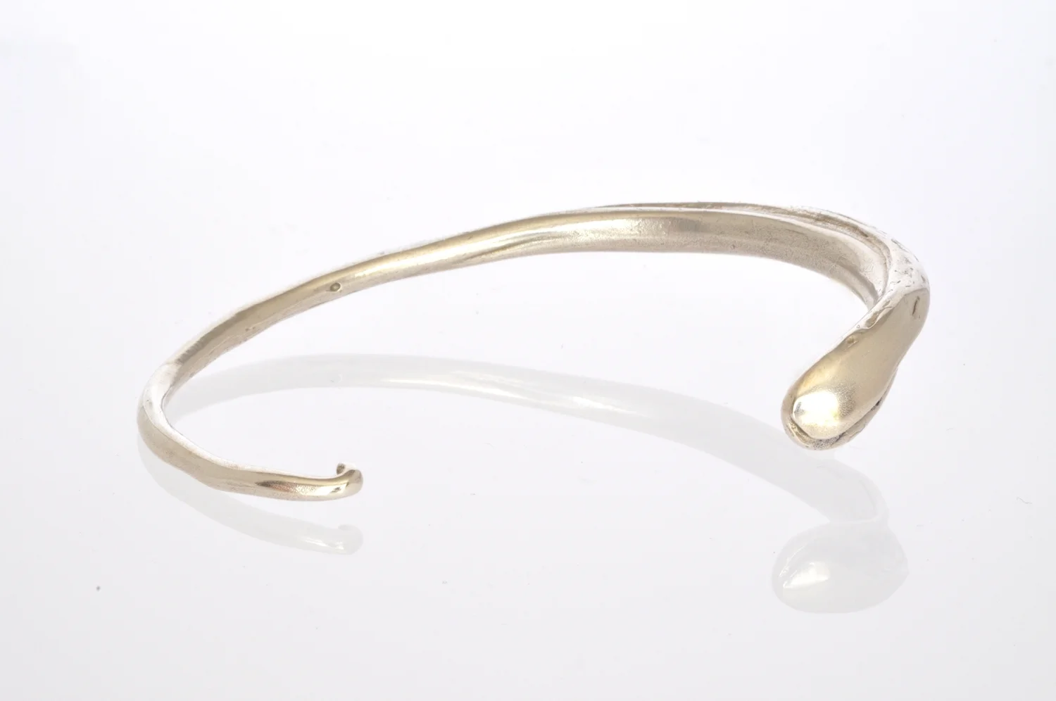 Mens' Silver Fishbone Cuff5.jpg