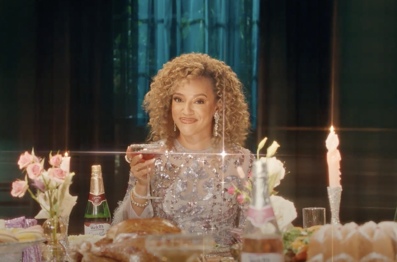 Welchs_2023_Holiday Sparkling_YouTube_Special to Sparkling_Consideration VO_15_16x9.mp4