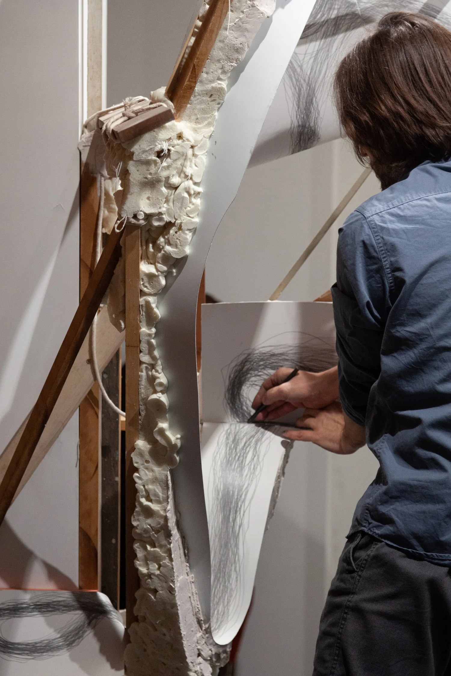 Tony Orrico, Supporting a continued gesture towards expanding sanctuary , performance at signs and symbols, January 2, 2019