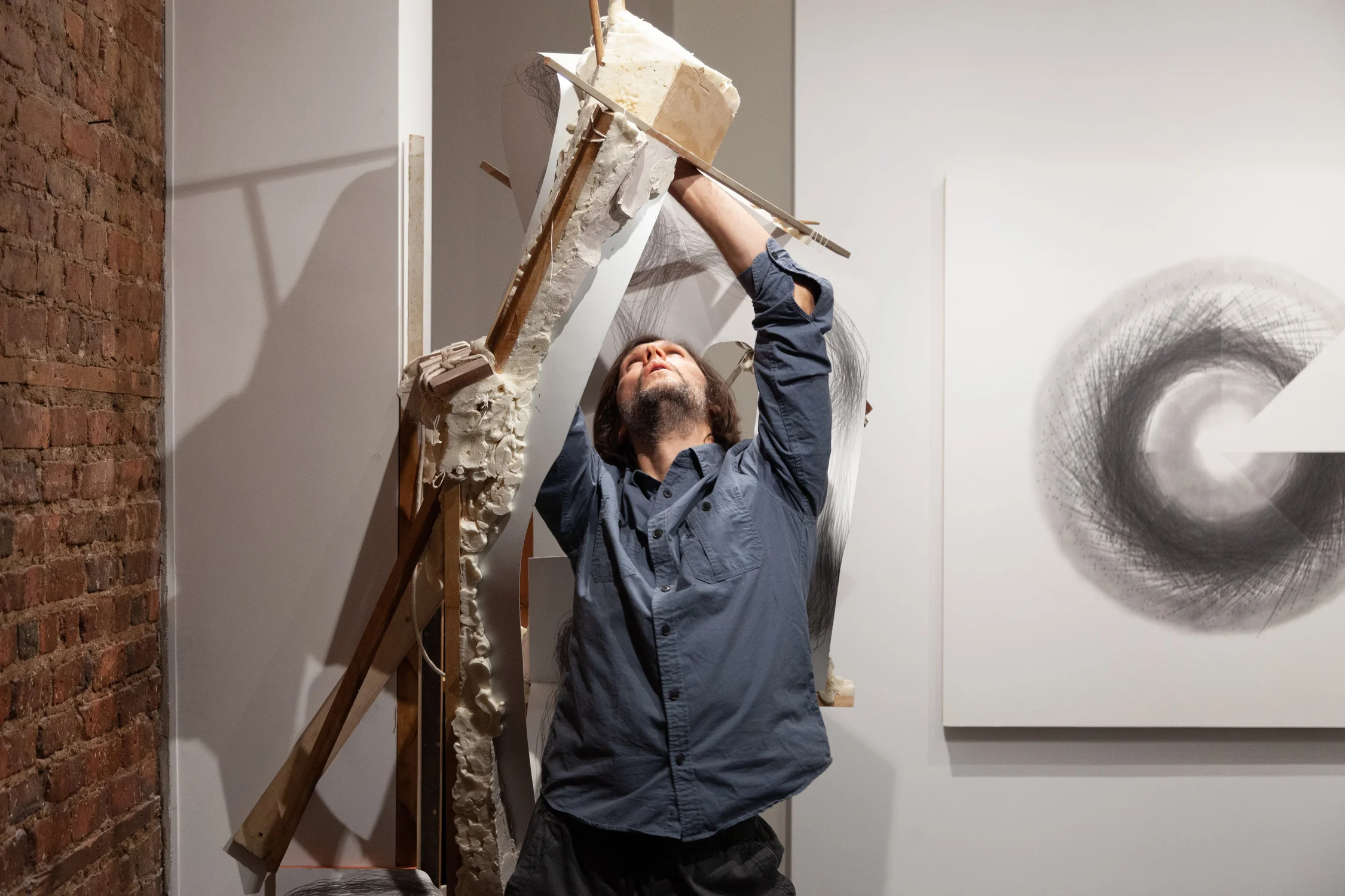 Tony Orrico, Supporting a continued gesture towards expanding sanctuary , performance at signs and symbols, January 2, 2019