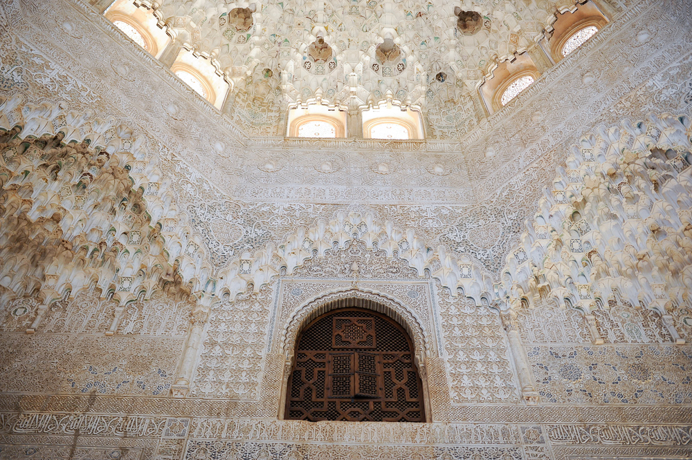  The Alhambra was mostly used as a summer residence - so all the airy columns and windows let in lots of breeze and light. Honeycomb muqarnas are a unique feature. 