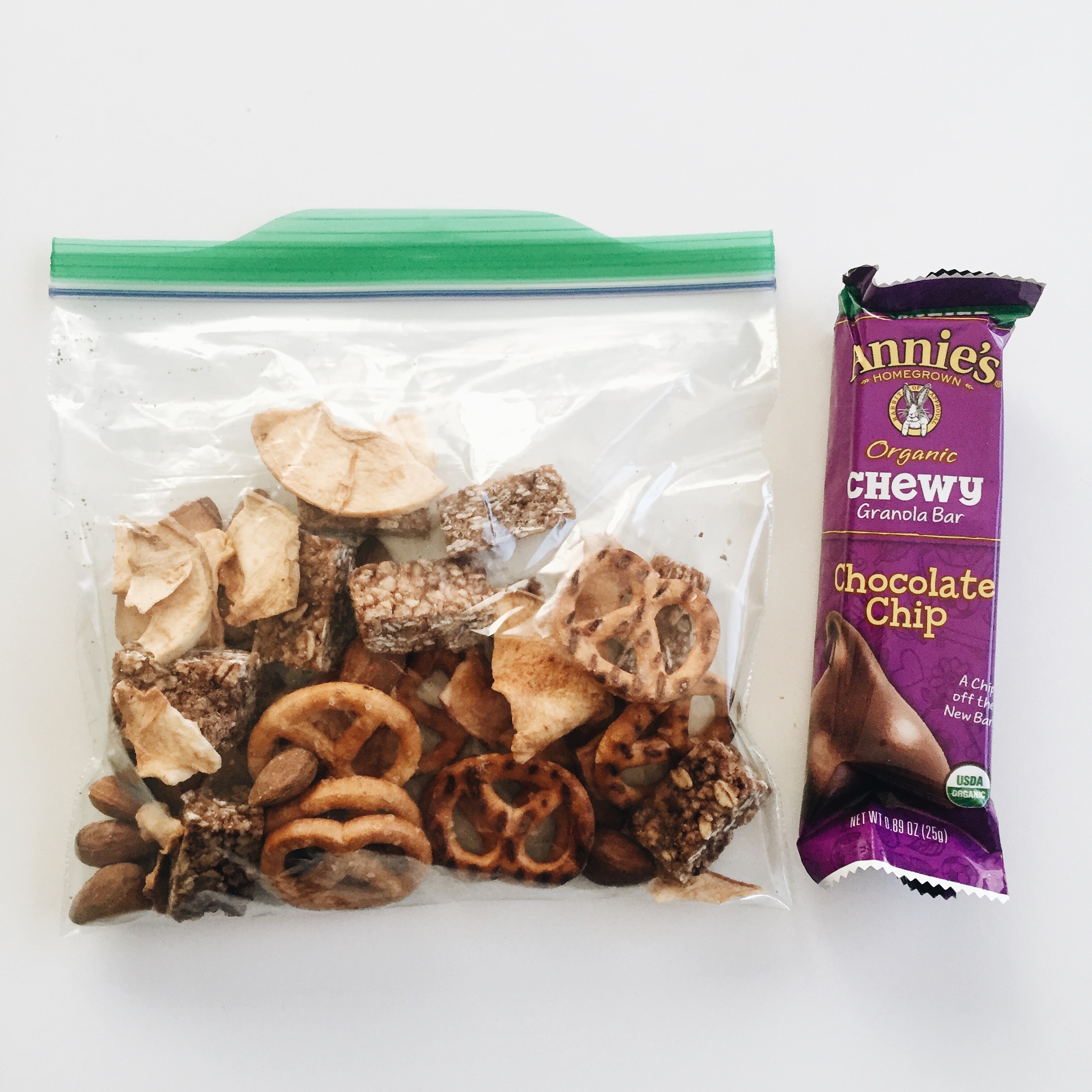 Perfect on-the-go mixed snacks.