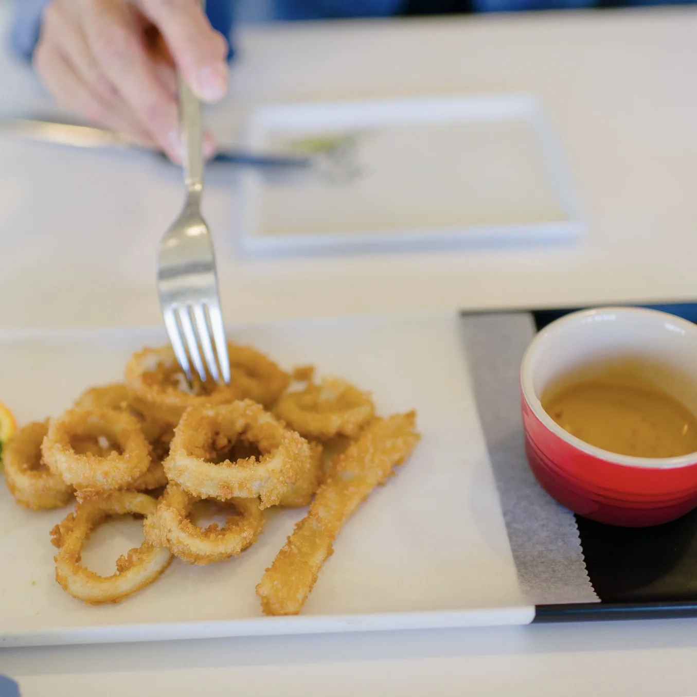 Momlikethat - Upbayseries.theloft.friedcalamari.jpg