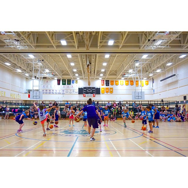 Div 4 youngsters showing off their stuff to the spectators!
#GOBall #girlsonlybasketball #basketball #yellowknife