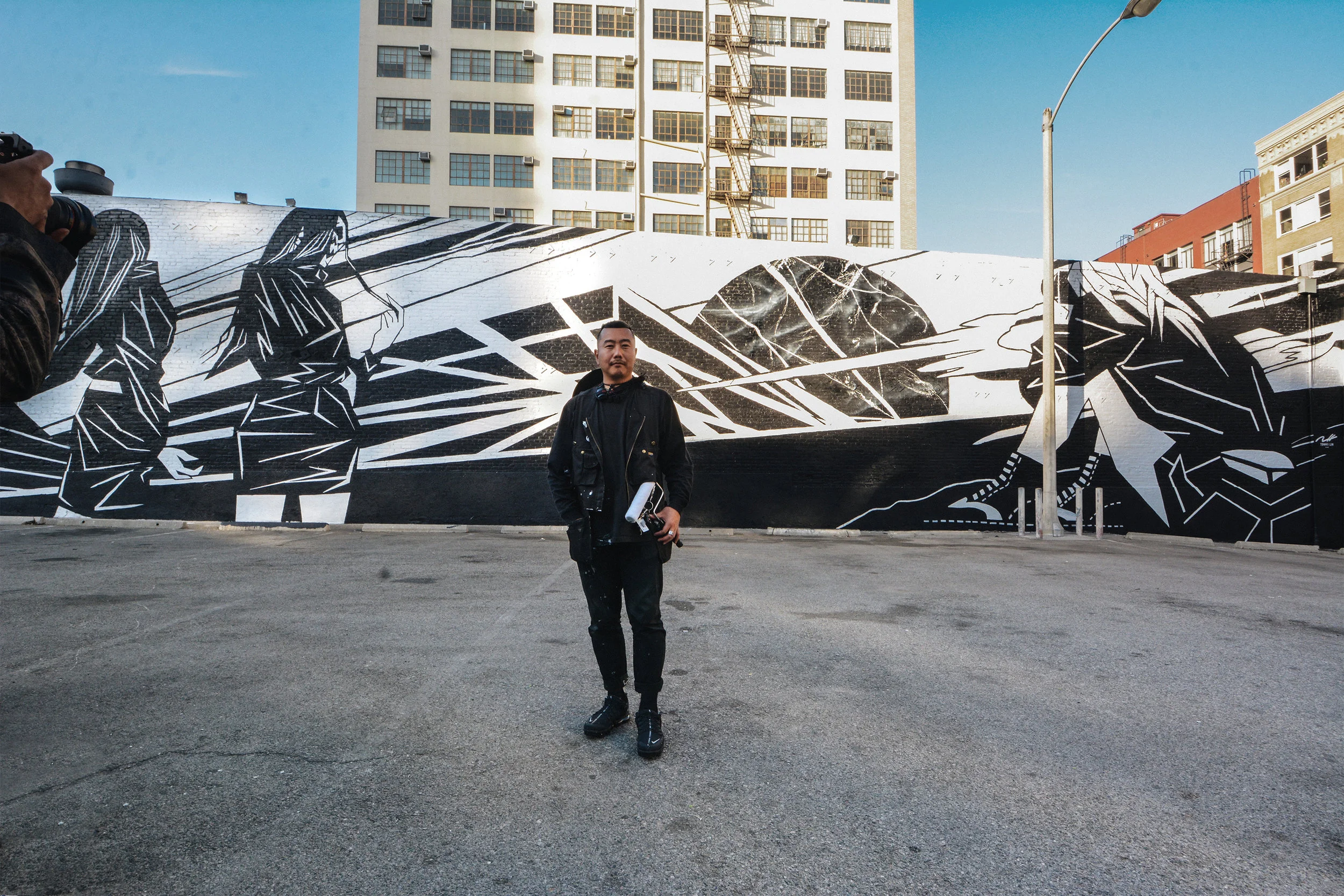 Tommii Lim_Mural Fashion District_by_Laura Molino.jpg