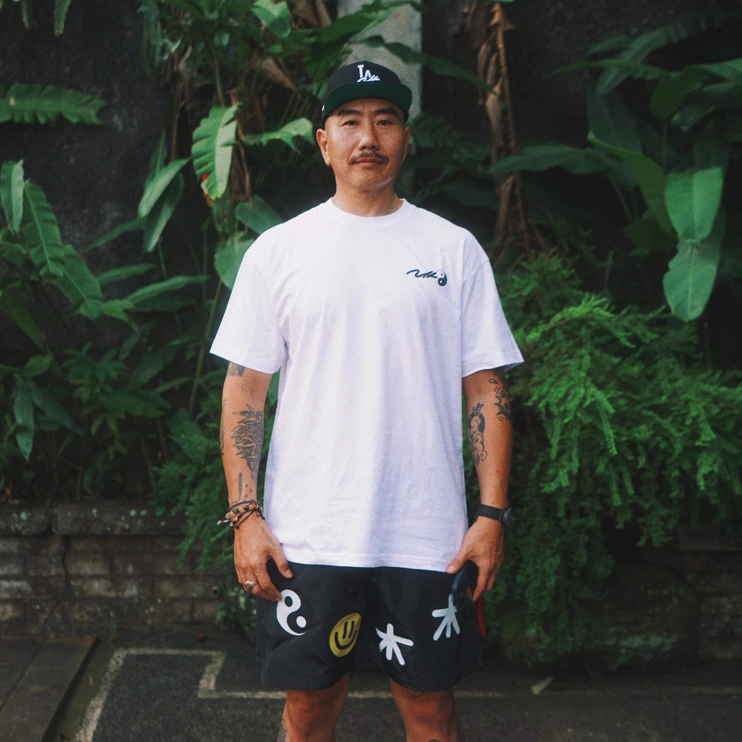 Tommii Lim_International Mural Tour_Tee_Front.JPG