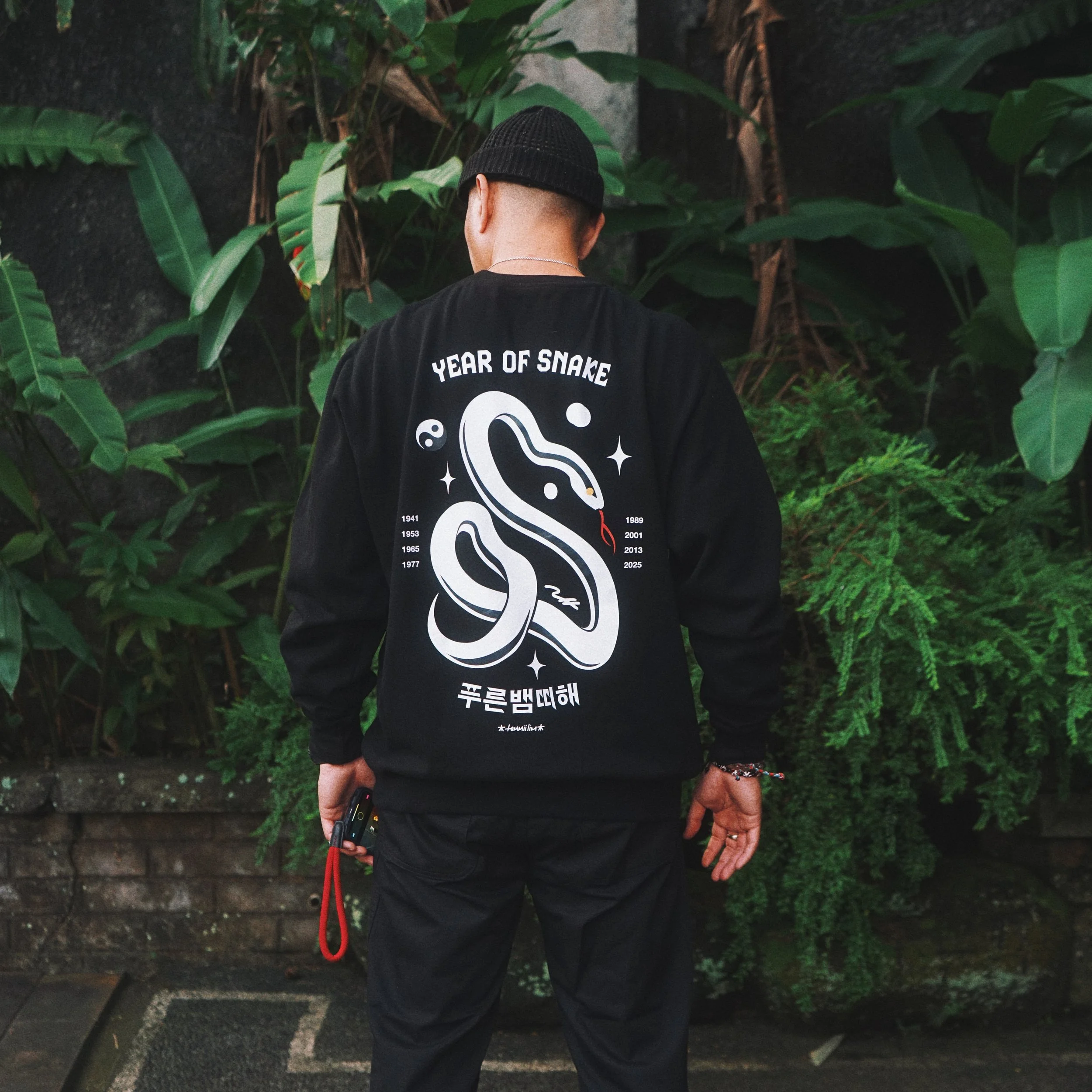 Tommii Lim_Year Of Snake_Crewneck_Back1.JPG