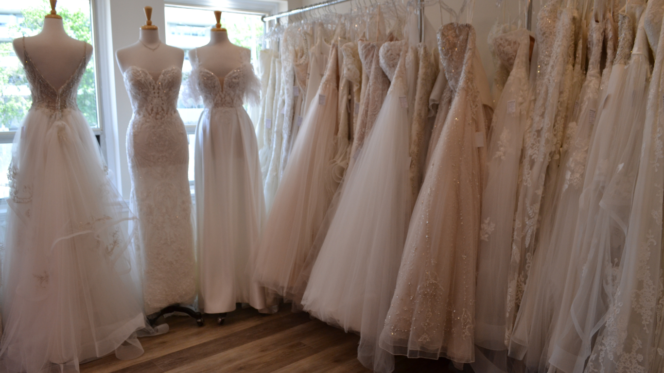 Wedding Dresses, Bridesmaid Dresses Toronto, Markham, Vaughan, GTA
