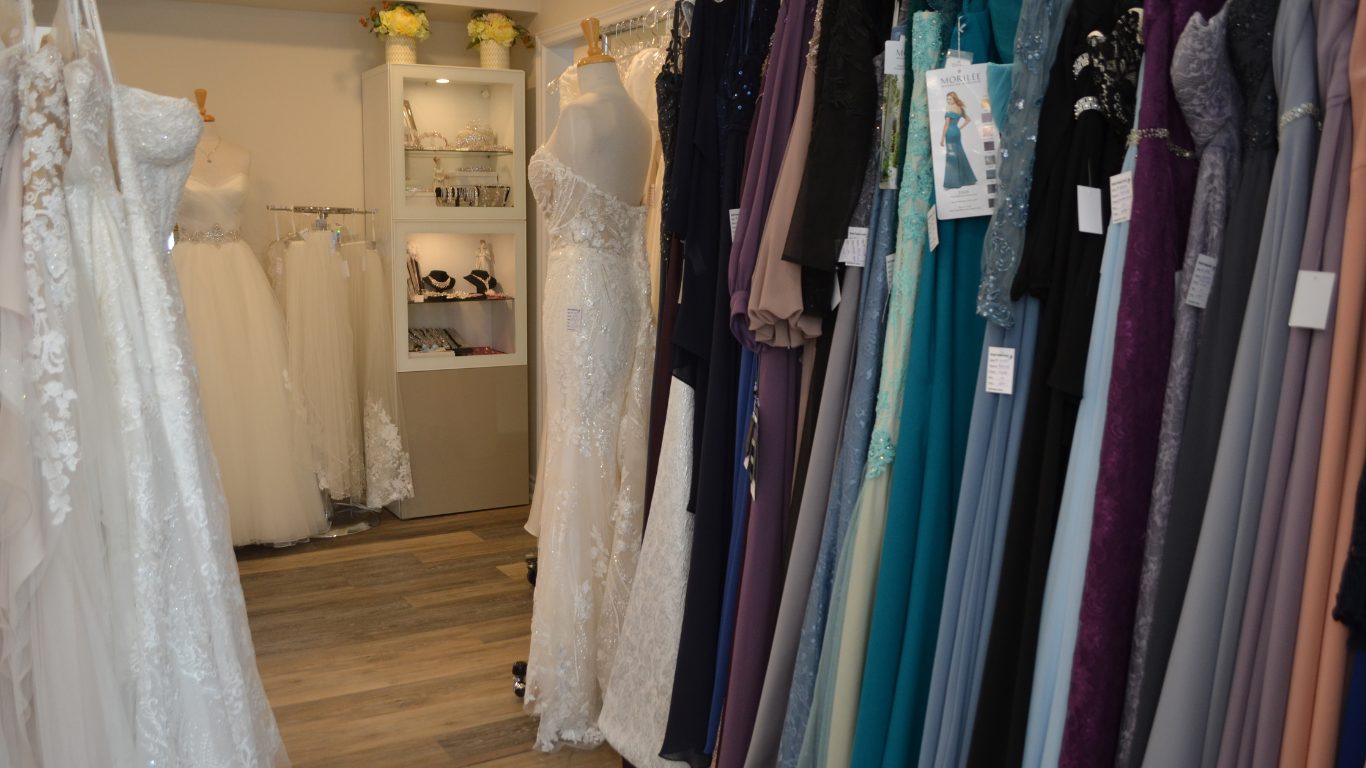 Wedding Dresses, Bridesmaid Dresses Toronto, Markham, Vaughan, GTA