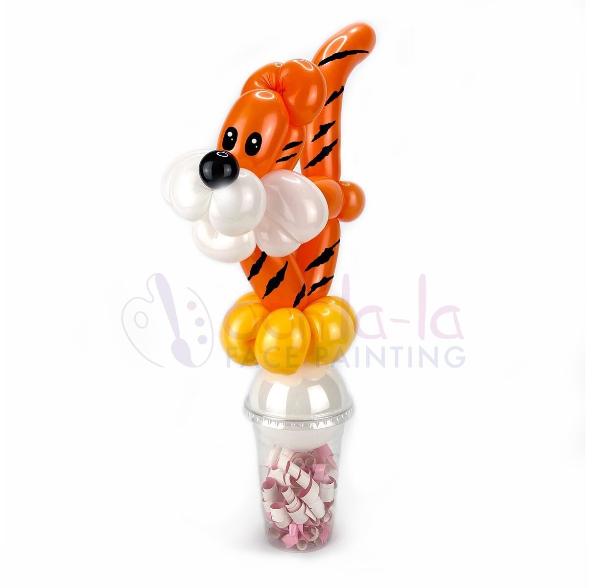 Balloon Candy Cups now available for delivery. .
.
.
#balloons #candy #cups #customcupsforkids #goodiebag #partyfavors #birthdayparty #kidsbirthday #delivery #fun #party #tiger #gift