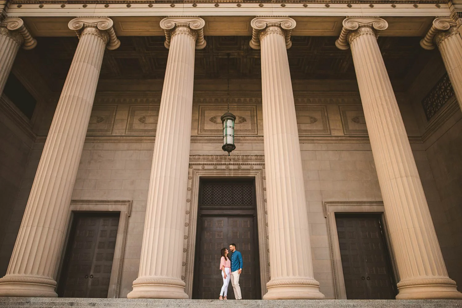 Downtown Chicago Engagement Photos - Museum of Science and Industry Session - Elizabeth and Dan -02.jpg