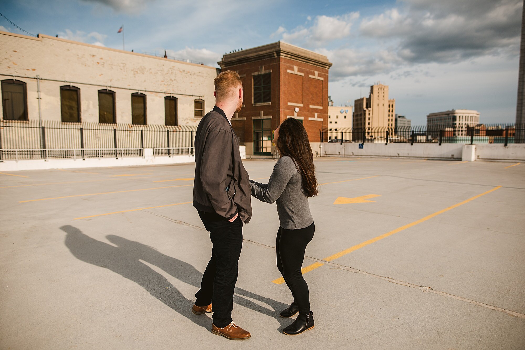 Downtown Grand Rapids Michigan Engagement Pictures - 6.jpg