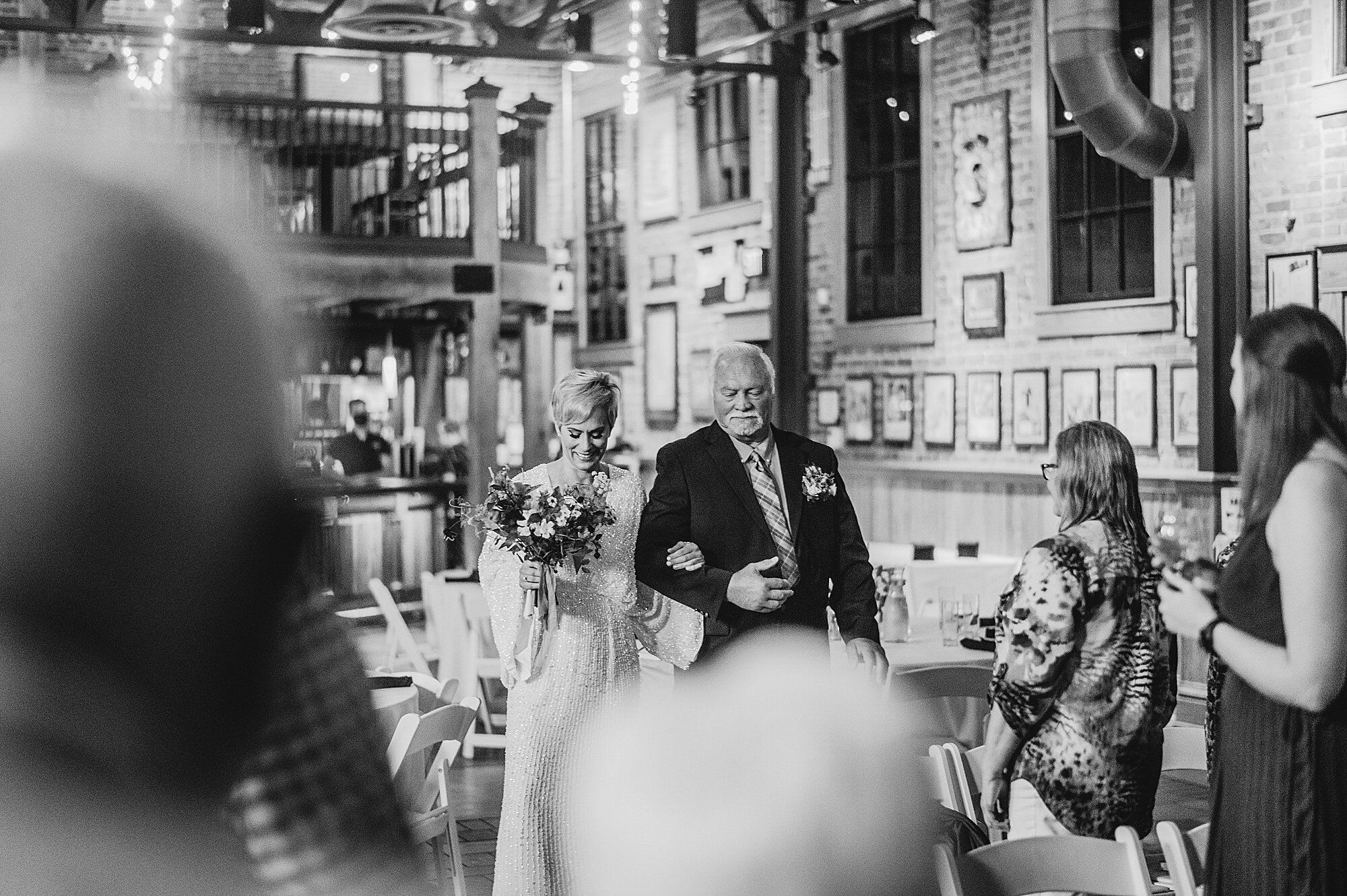 Kalamazoo Wedding at Bell's Eccentric Cafe - Photography by Ryan Inman 19.jpg