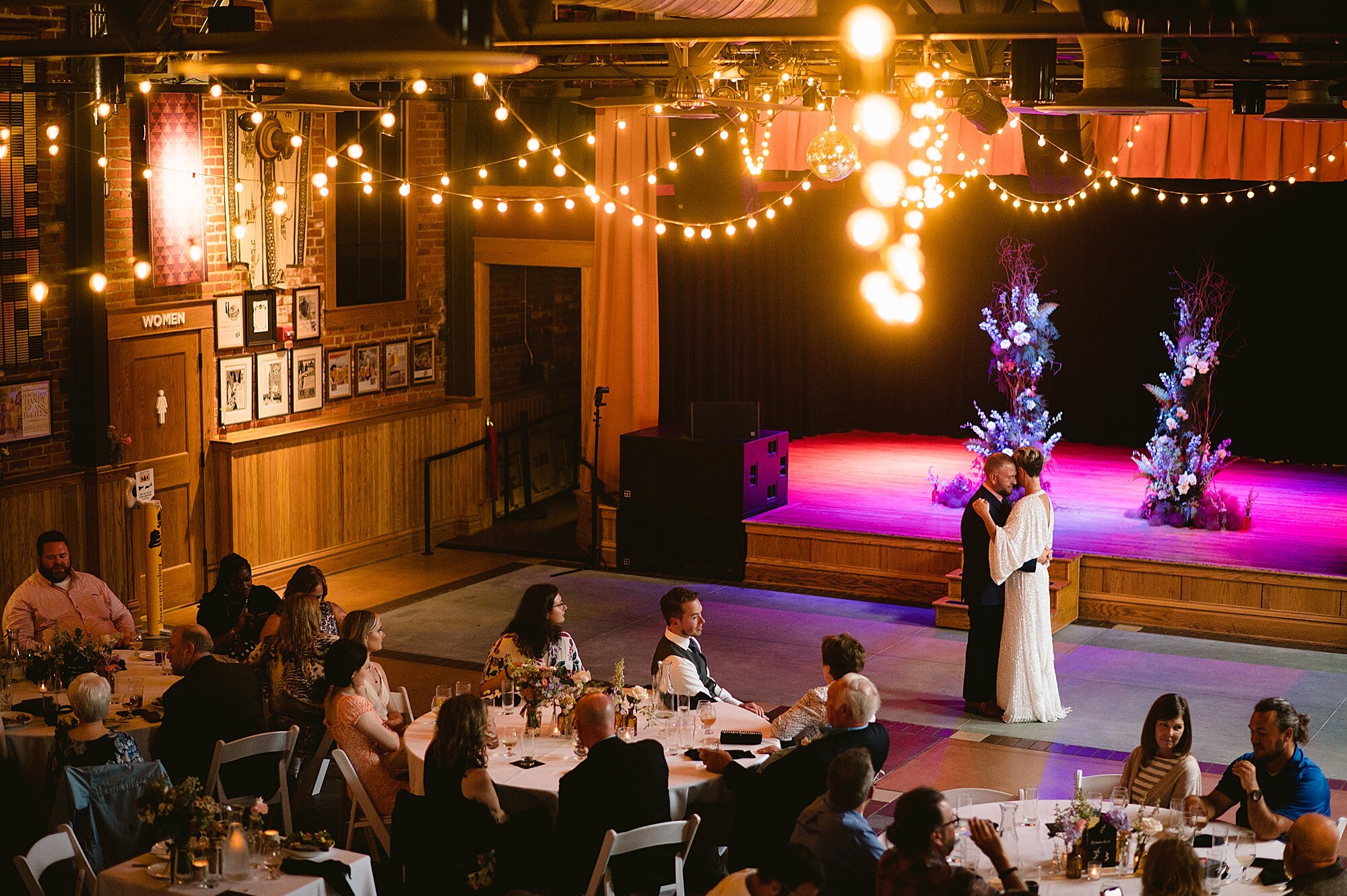 Kalamazoo Wedding at Bell's Eccentric Cafe - Photography by Ryan Inman 73.jpg