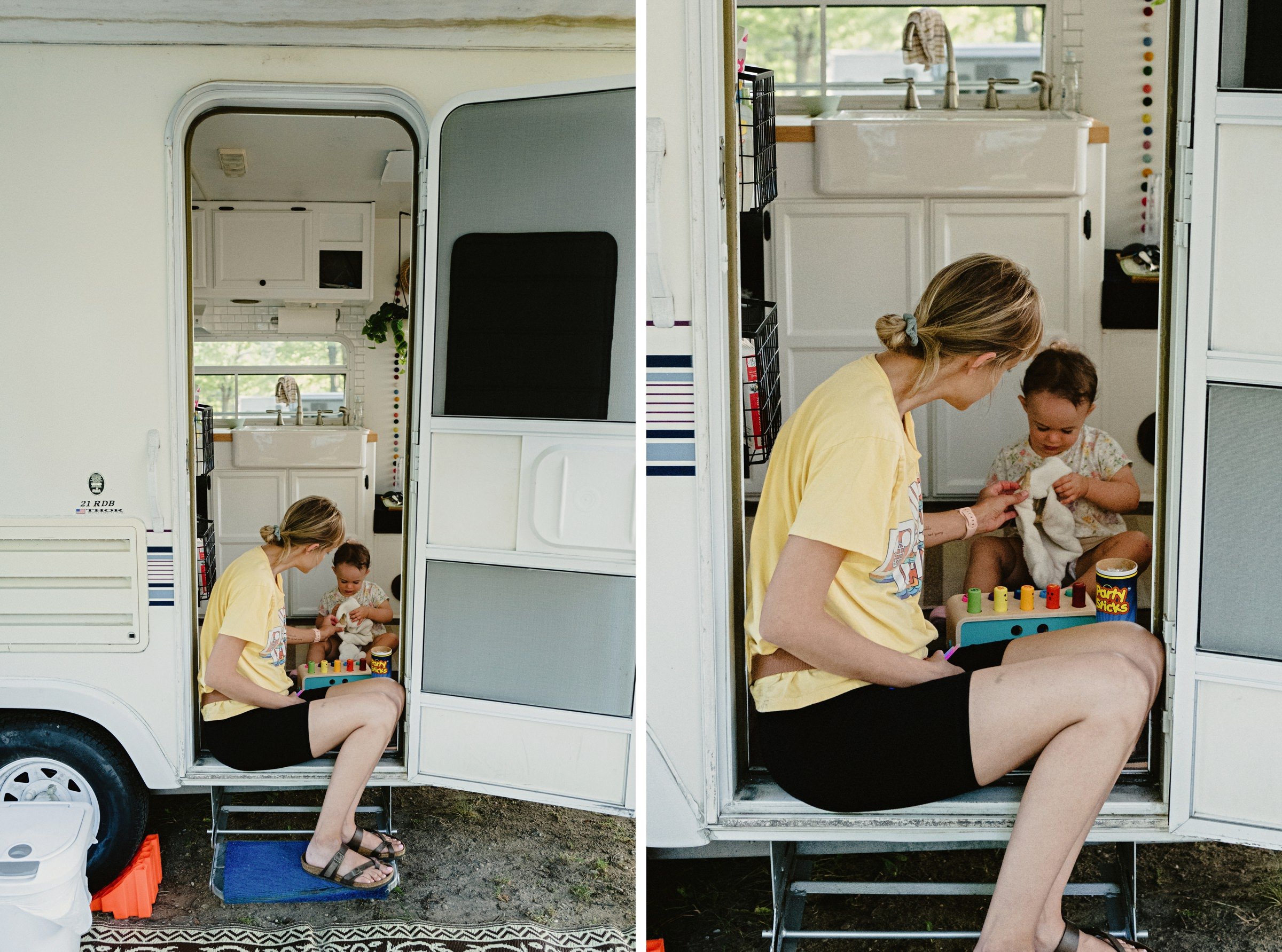 Isla Goes Camping on Lake Michigan - Family Storytelling session 23.jpg