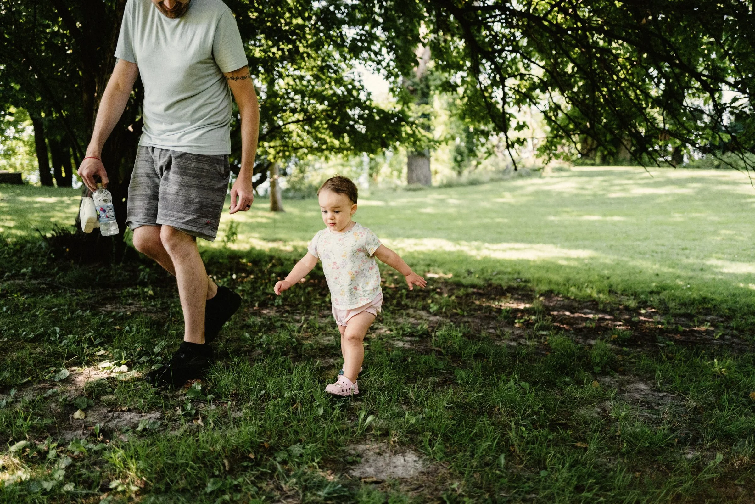 Isla Goes Camping on Lake Michigan - Family Storytelling session 6.jpg