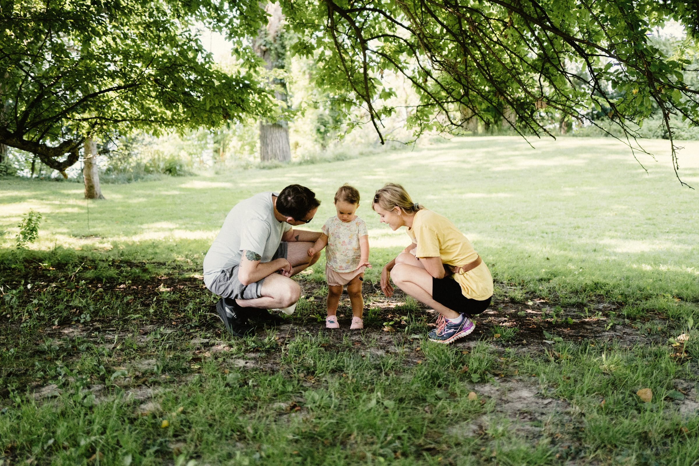 Isla Goes Camping on Lake Michigan - Family Storytelling session 5.jpg