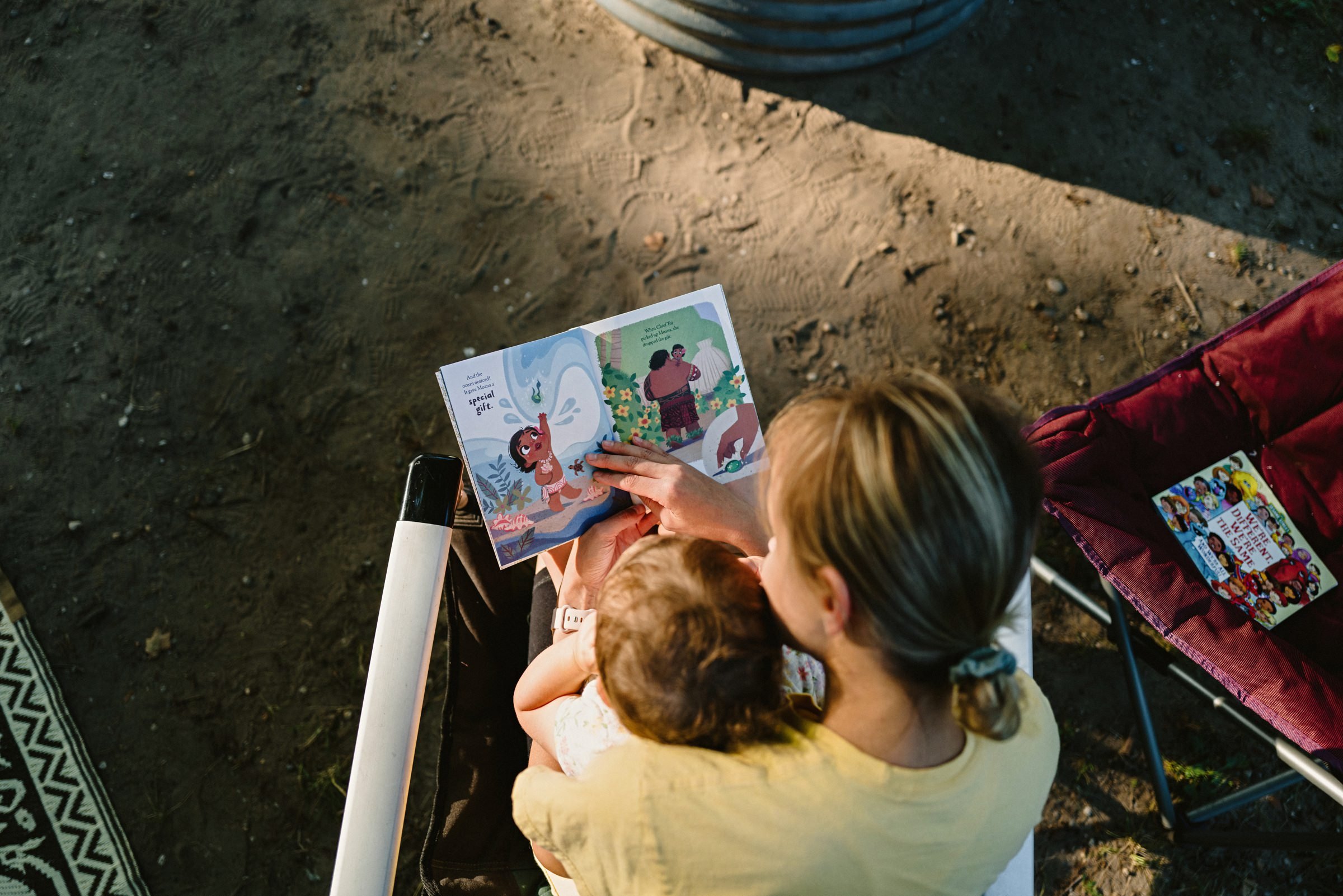 Isla Goes Camping on Lake Michigan - Family Storytelling session 27.jpg