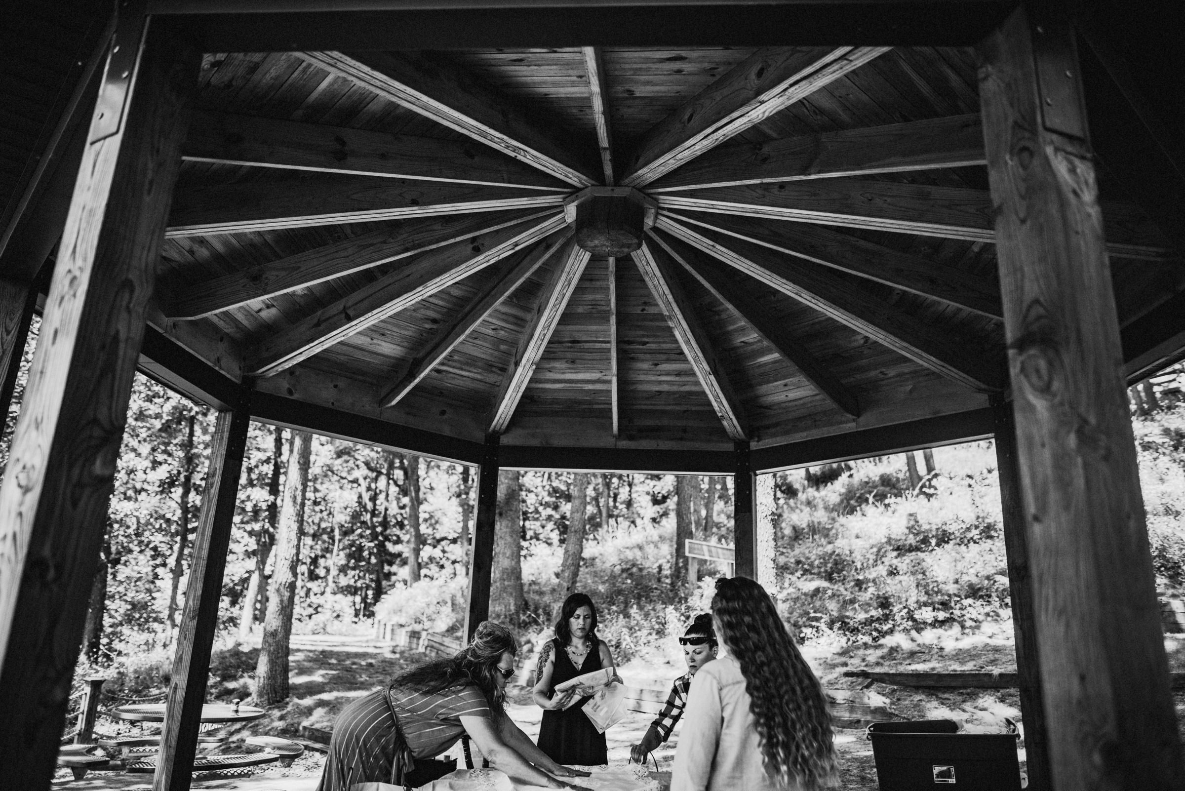 Grand River Michigan Intimate Wedding - by Ryan Inman 11.jpg