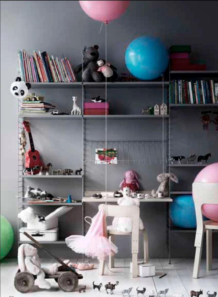 Kid Bedroom - String Furniture 01.JPG