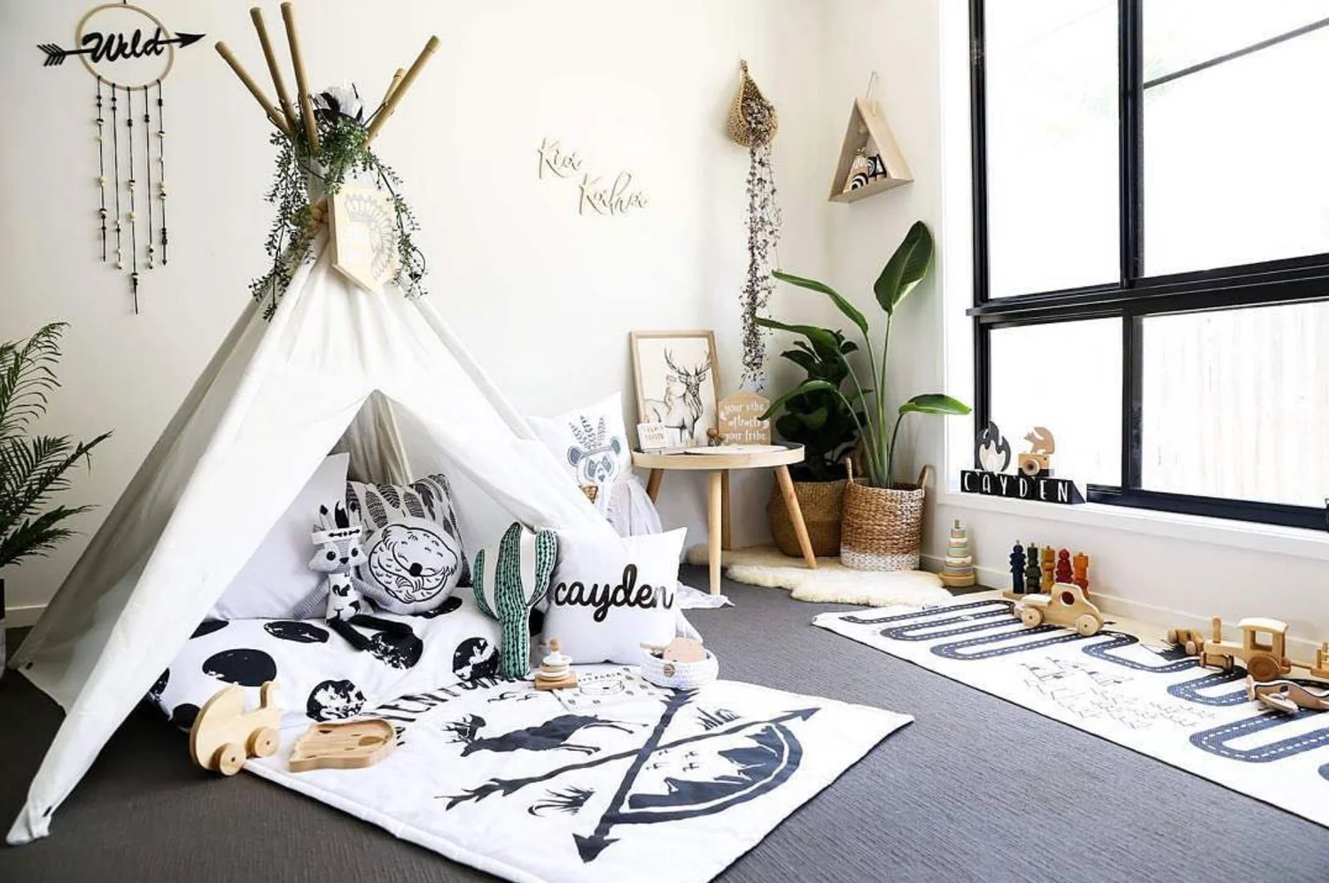 3littlecrowns 06.JPG