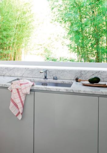 Kitchen - Acheo 01.JPG