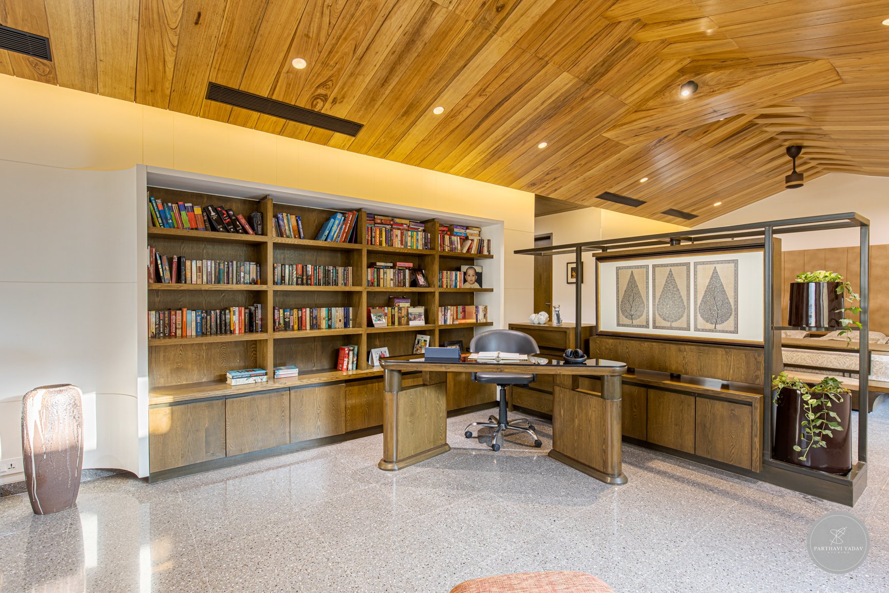 best interior photographer in pune bangalore - master bedroom home office with library.jpg
