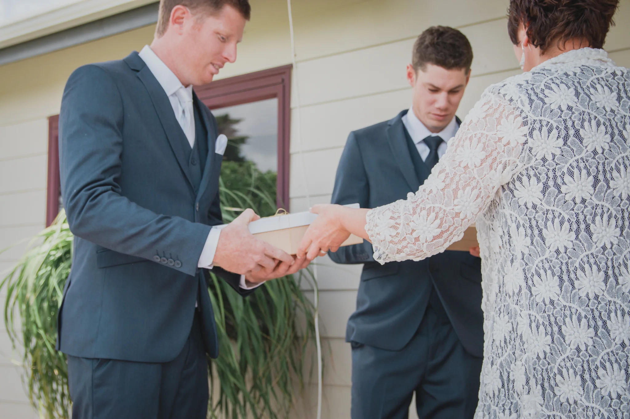 grace-carl-dargaville-wedding-modern-elegant-29