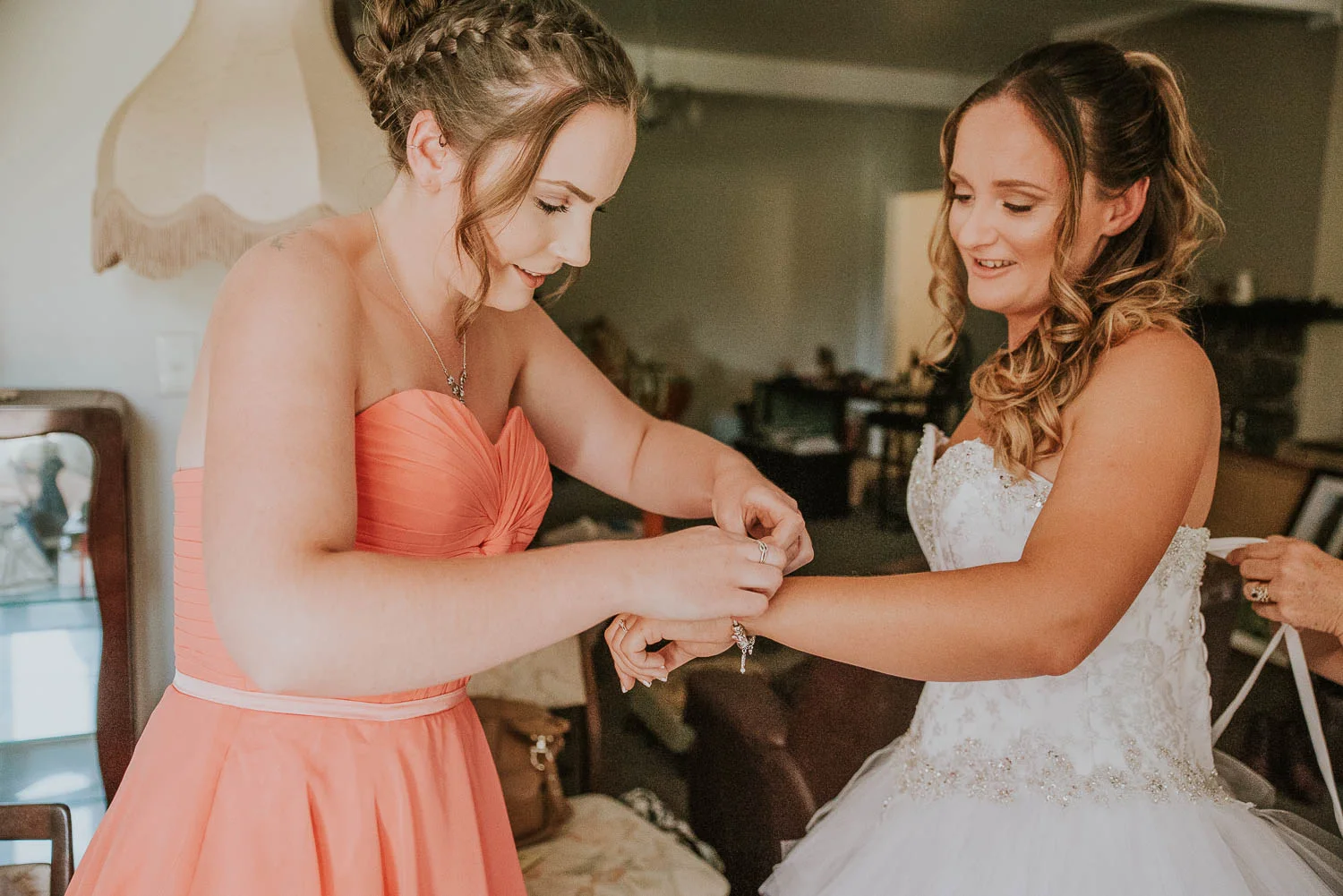 james-melinda-auckland-rustic-farm-wedding-10