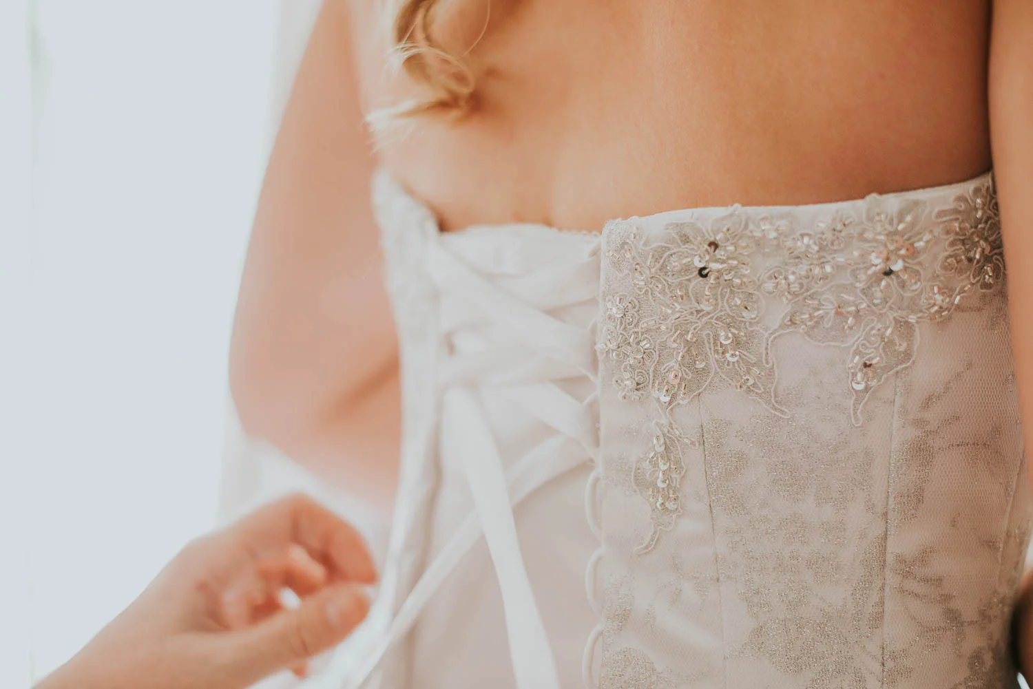 james-melinda-auckland-rustic-farm-wedding-13
