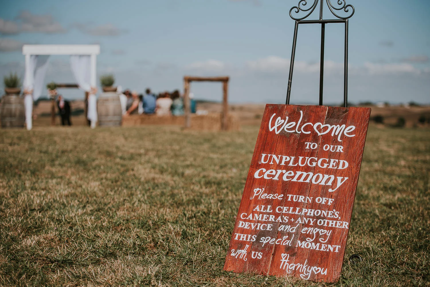 james-melinda-auckland-rustic-farm-wedding-25