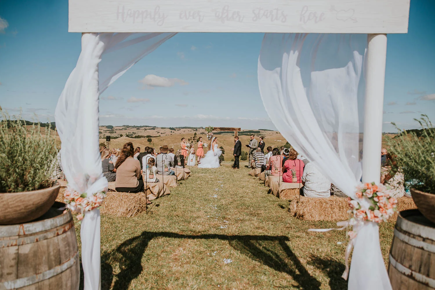 james-melinda-auckland-rustic-farm-wedding-42