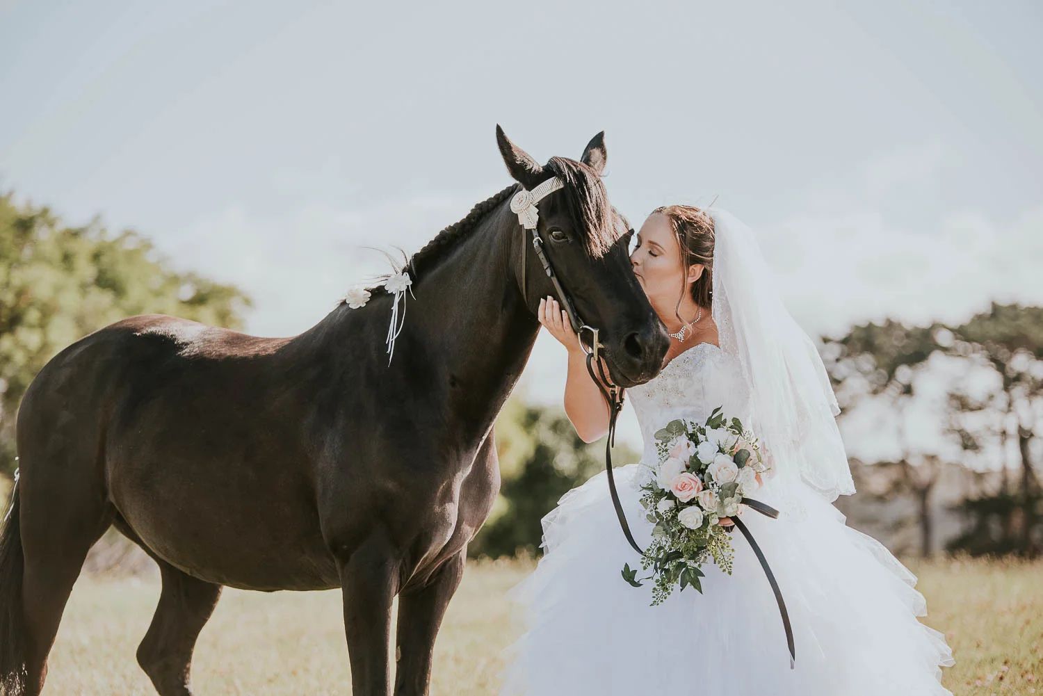 james-melinda-auckland-rustic-farm-wedding-56