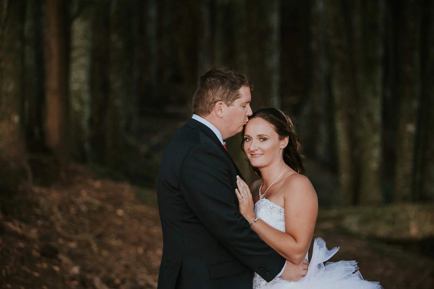 james-melinda-auckland-rustic-farm-wedding-61