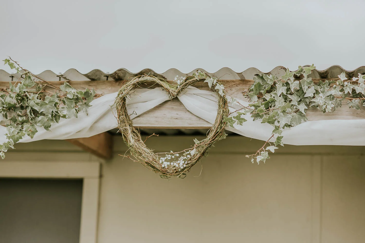 David-Alysha-Farm-Rustic-Auckland-Wedding-26