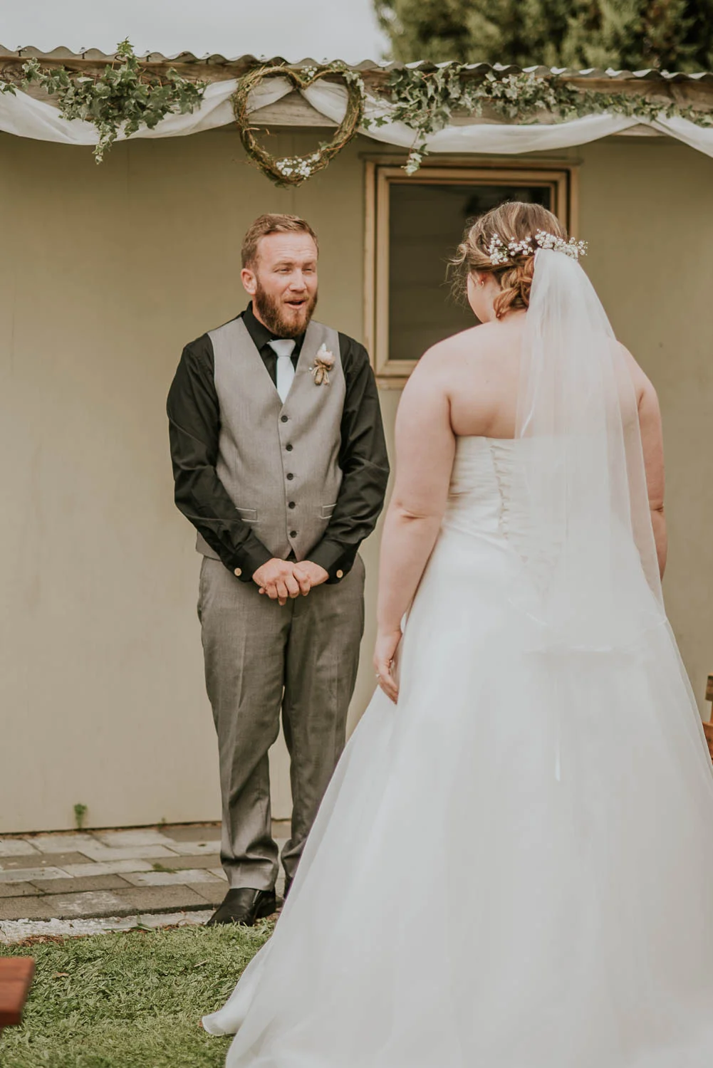 David-Alysha-Farm-Rustic-Auckland-Wedding-33