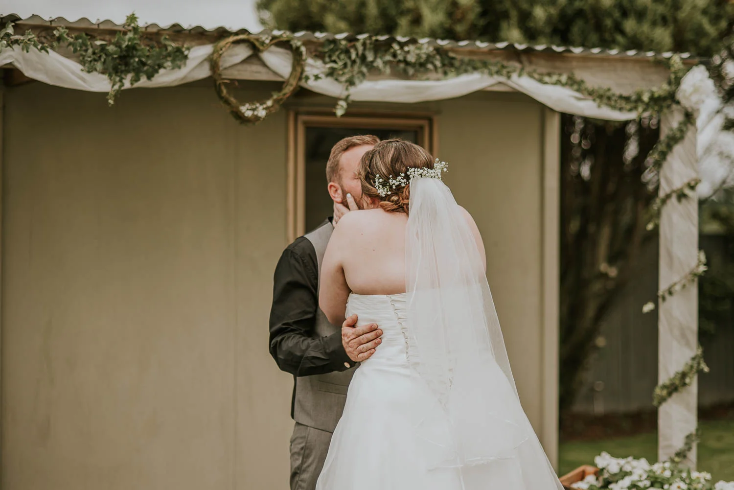 David-Alysha-Farm-Rustic-Auckland-Wedding-34