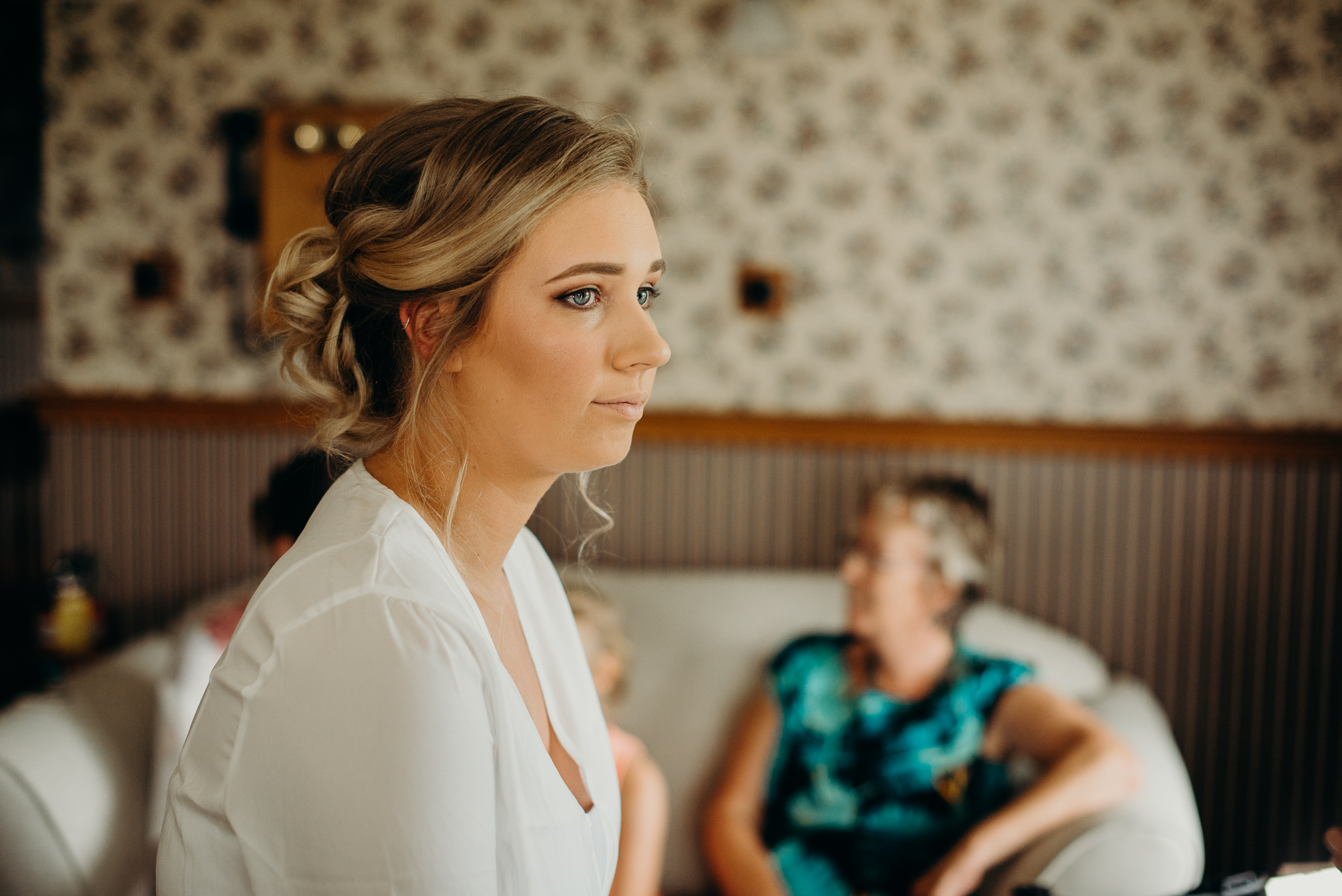 Tauranga-Coromandel-Elegant-Wedding-Photographer-Charlemagne-Lodge-17.jpg