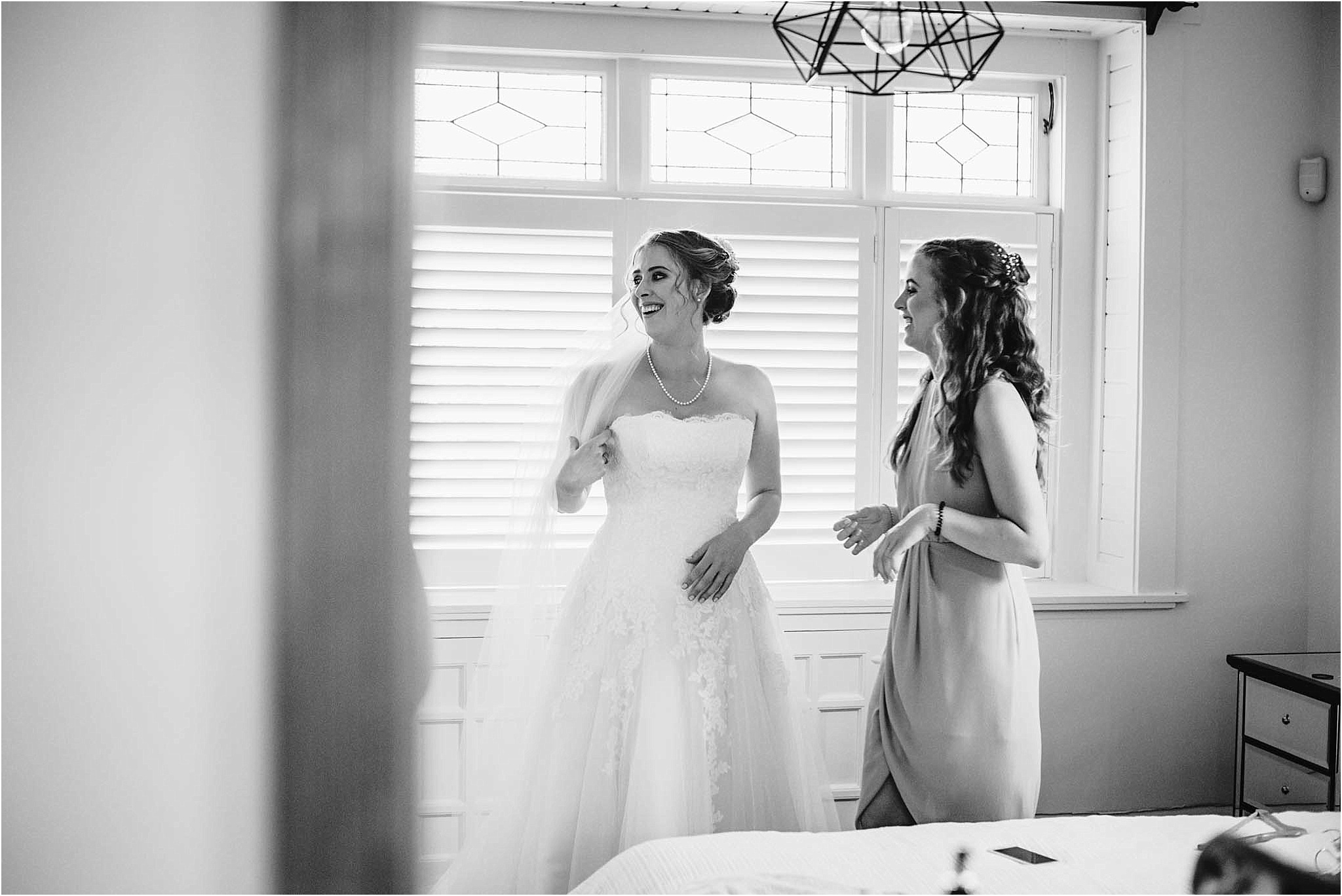 Auckland-Wedding-Photographer-Briana-Dave-Hunting-Lodge-Winery-Married_0021.jpg