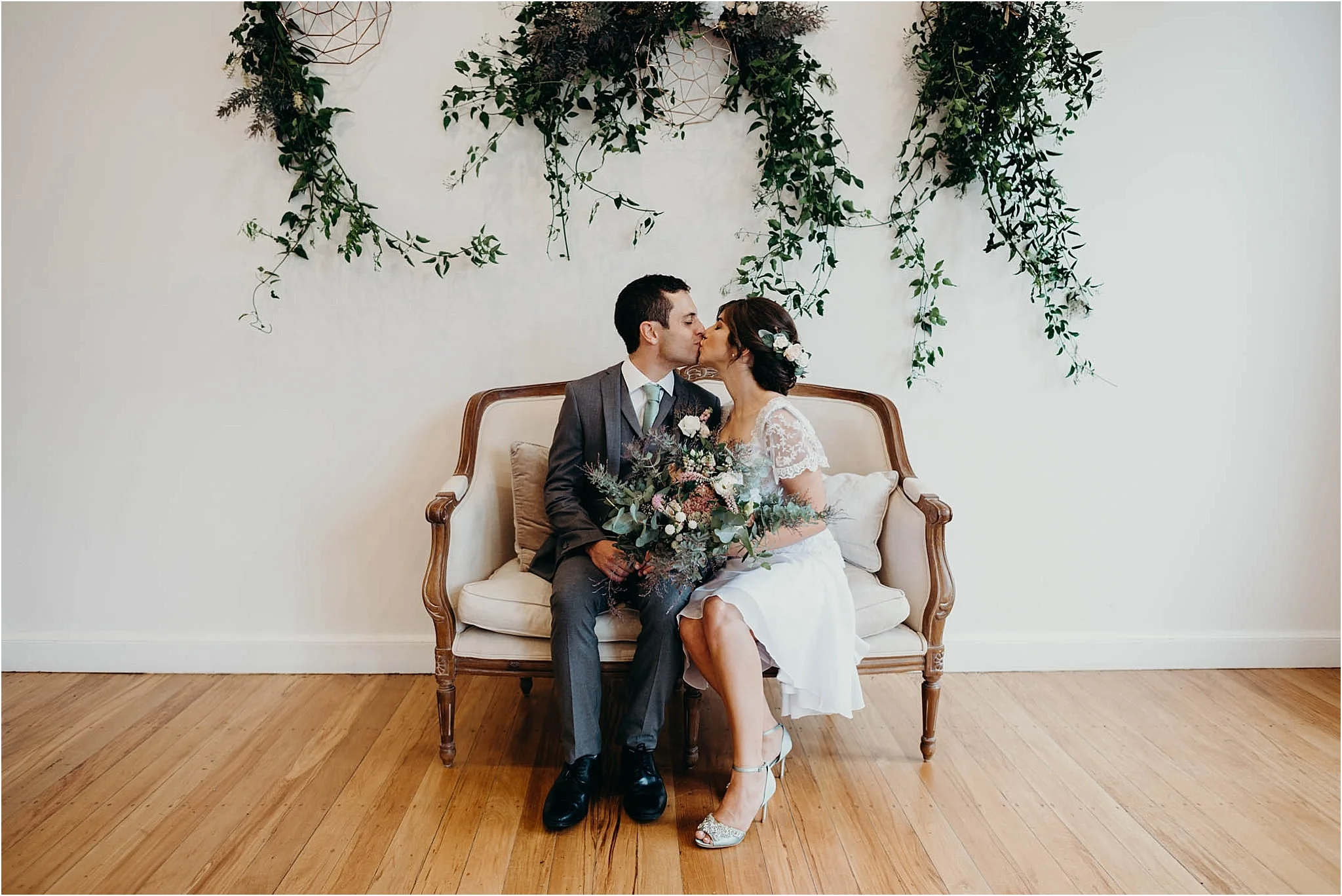 Auckland-Wedding-Photographer-Vanessa-Julian-Officers-Mess-Married_0017.jpg