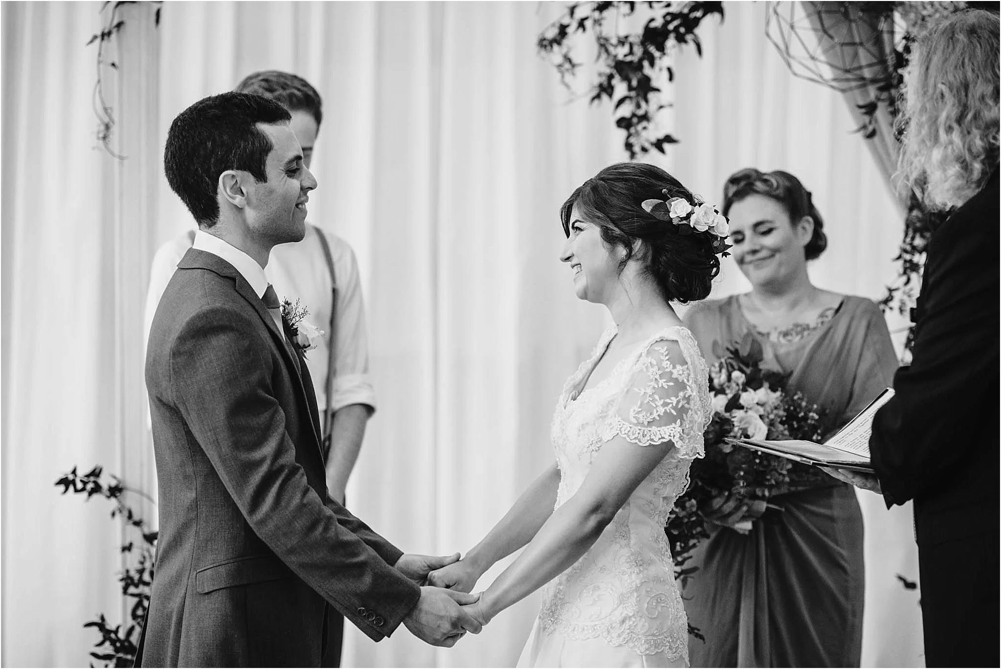 Auckland-Wedding-Photographer-Vanessa-Julian-Officers-Mess-Married_0025.jpg