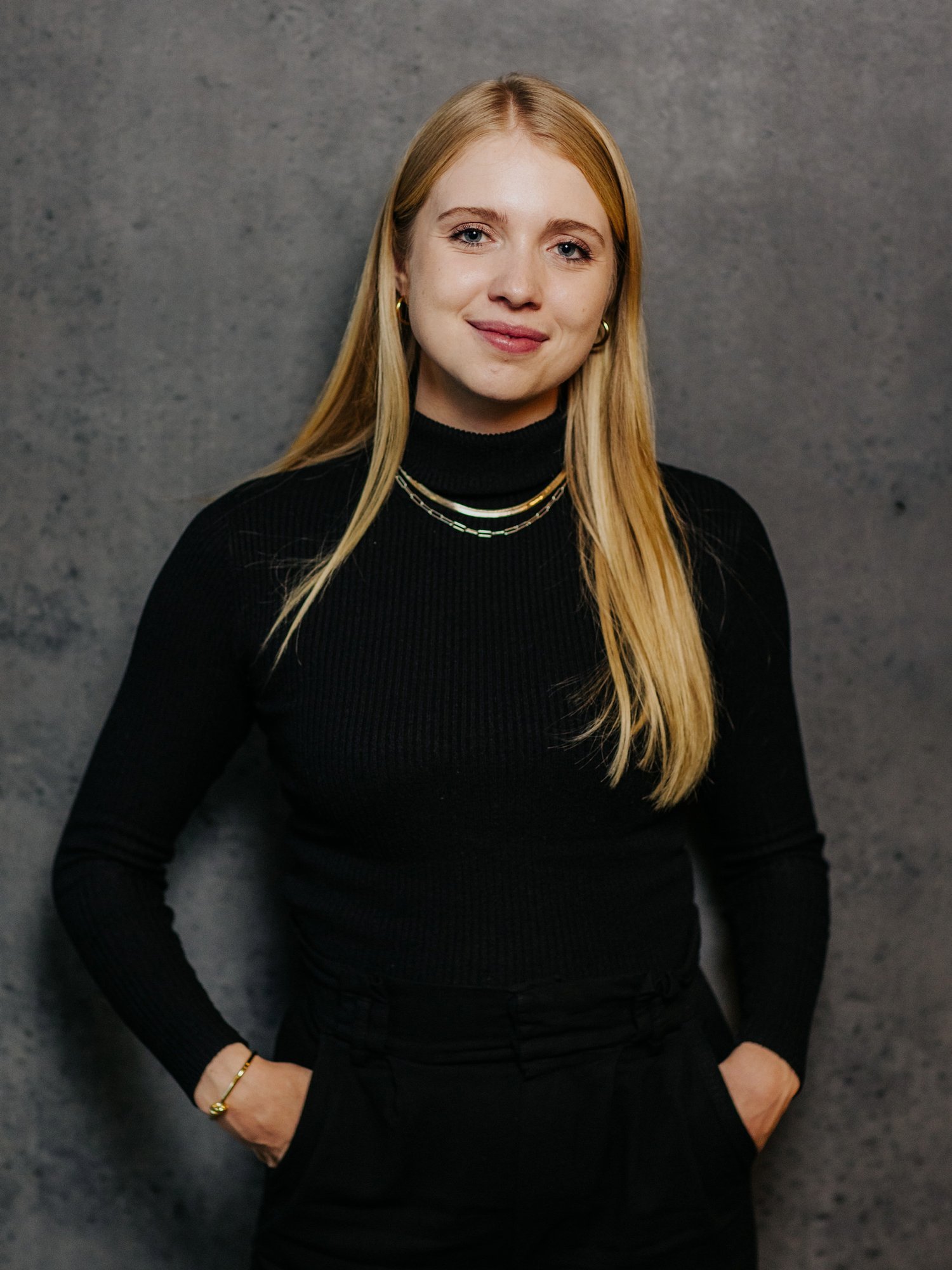 Lena, C-Level
