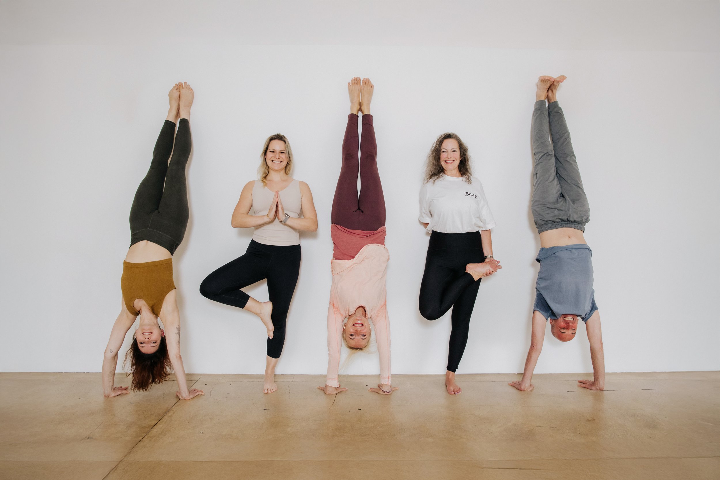 Yoga 8712