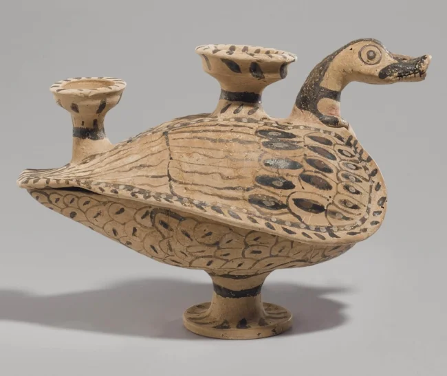 etruscan_pottery_duck_lekanis_circa_4th_century_bc.jpg