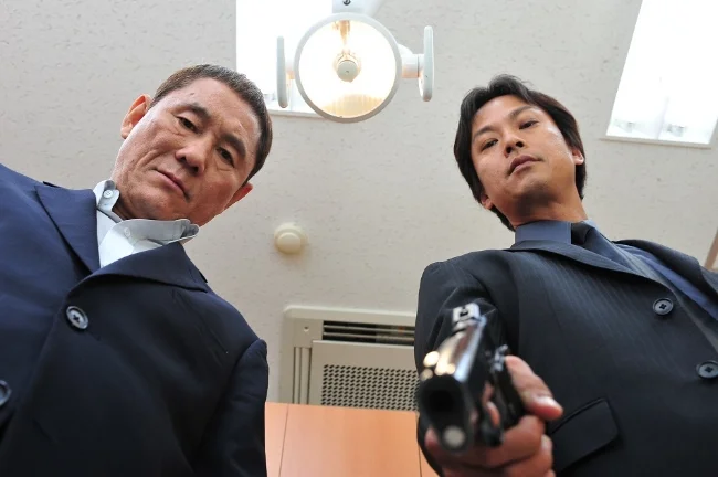 Takeshi-Kitano-OUTRAGE-WAY-OF-THE-YAKUZA-2010-Magnolia-Home-Entertainment-all-rights-reserved.jpg